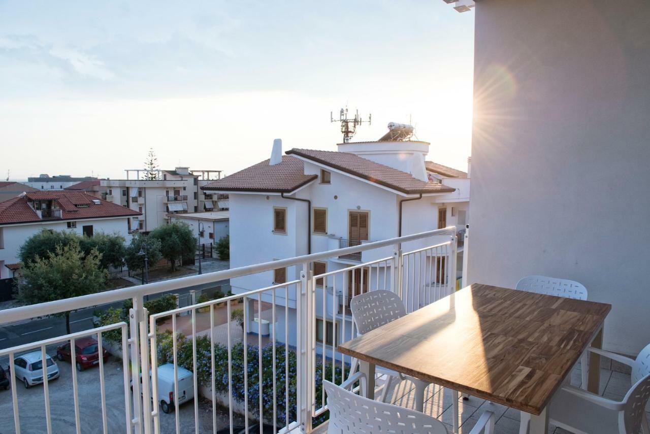 Apartments Sperlonga Eksteriør bilde